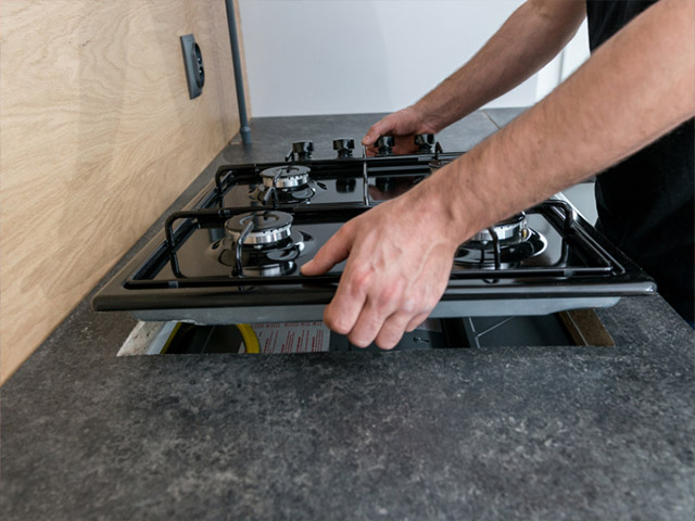 Troubleshooting a Thermador Range Burner Won't Ignite